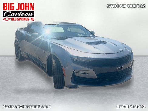 Used 2019 Chevrolet Camaro SS RWD image 9