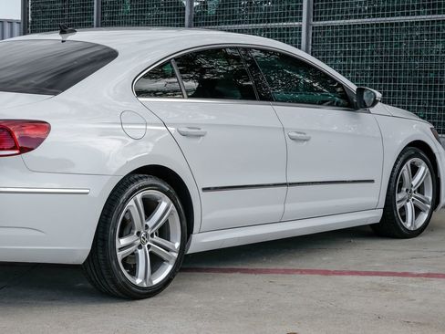 Used 2016 Volkswagen CC R-Line image 13