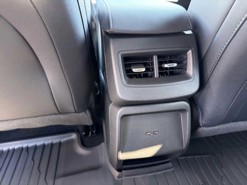 New 2026 Chevrolet Equinox EV LT image 21