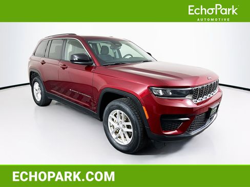 Used 2023 Jeep Grand Cherokee Laredo w/ Trailer Tow Prep Group (B) AWD/4WD image 1