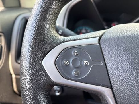 Used 2019 Chevrolet Colorado W/T w/ WT Convenience Package AWD/4WD image 18