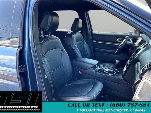 Used 2018 Ford Explorer Limited AWD/4WD image 7