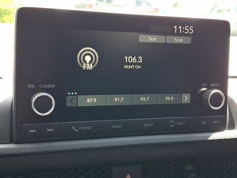 Used 2024 Honda CR-V Sport image 17
