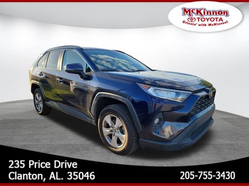 Used 2020 Toyota RAV4 XLE image 1