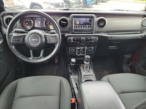 Used 2021 Jeep Gladiator Sport AWD/4WD image 13