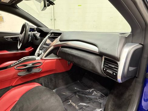 Used 2017 Acura NSX image 33