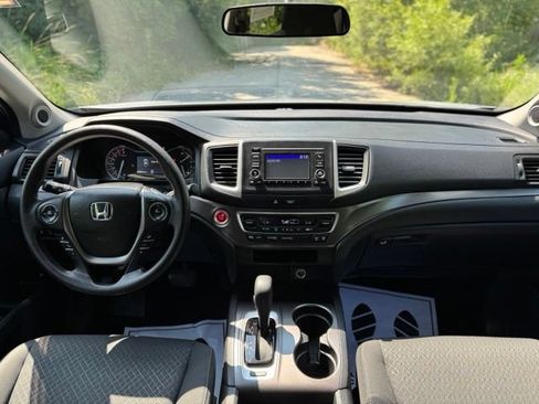 Used 2018 Honda Ridgeline Sport image 20
