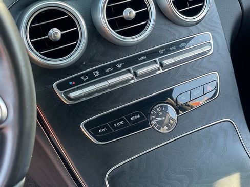 Used 2023 Mercedes-Benz C 300 4MATIC Coupe image 17