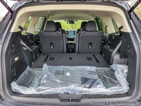 New 2026 Subaru Ascent Premium AWD/4WD image 18