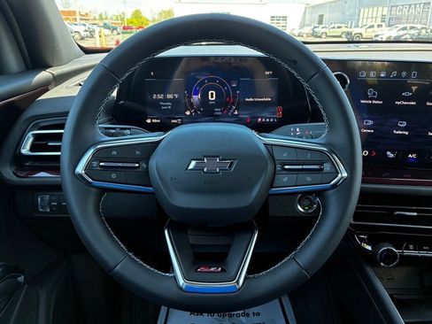 New 2026 Chevrolet Traverse Z71 w/ Driver Confidence Package AWD/4WD image 10