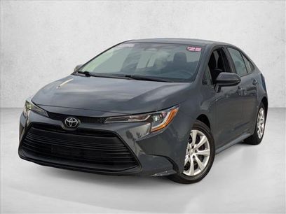 Used 2025 Toyota Corolla LE