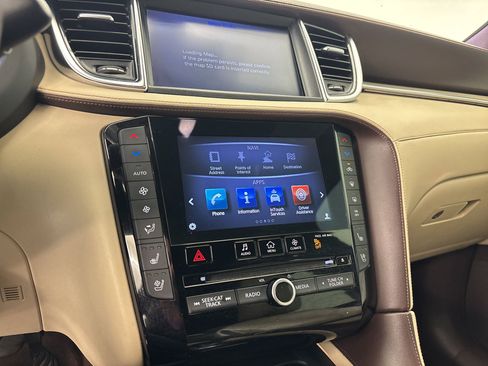 Used 2019 INFINITI QX50 Essential w/ Sensory Package image 24