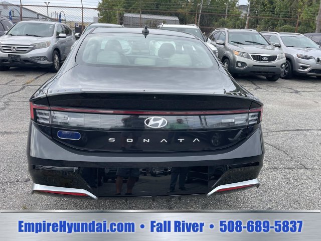 Used 2024 Hyundai Sonata SEL FWD image 4