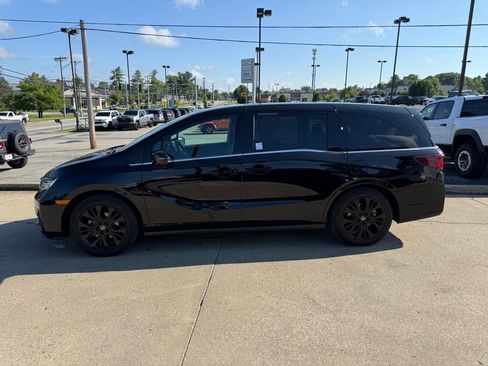 Used 2025 Honda Odyssey Sport-L image 9