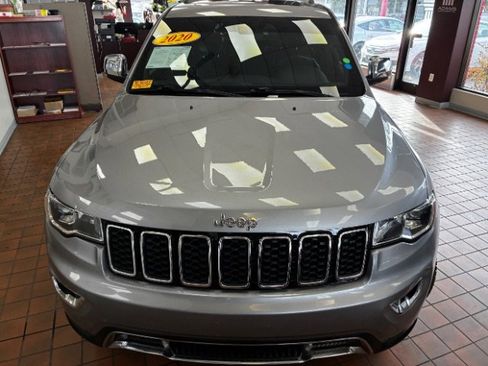 Used 2020 Jeep Grand Cherokee Limited w/ Luxury Group II image 6