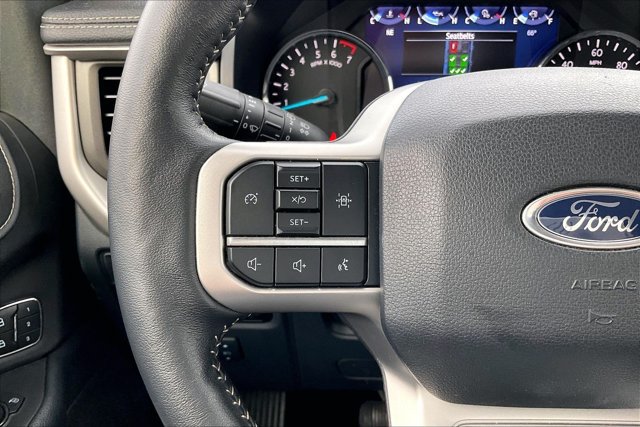 Certified 2024 Ford Expedition XLT AWD/4WD image 16