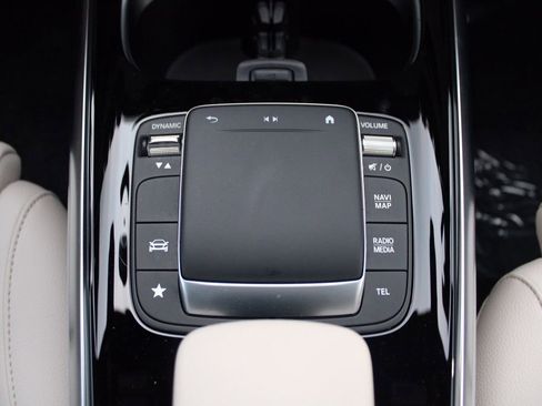 Used 2023 Mercedes-Benz GLA 250 4MATIC image 20