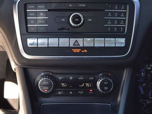 Used 2019 Mercedes-Benz GLA 250 4MATIC image 29