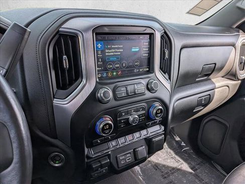 Used 2022 GMC Sierra 2500 SLT image 13