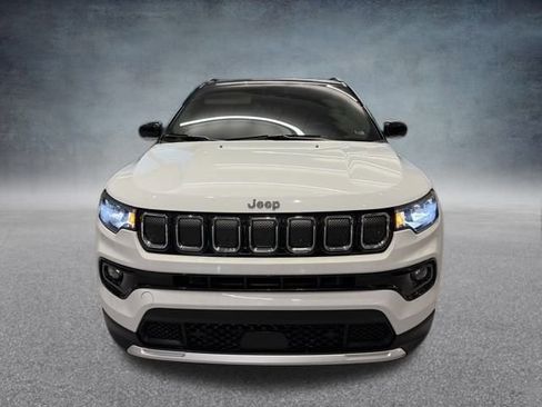 Used 2022 Jeep Compass Limited image 8