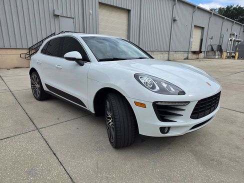 Used 2015 Porsche Macan S AWD/4WD image 4