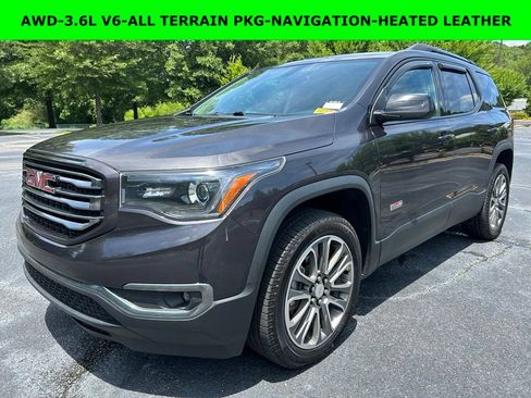 Used 2017 GMC Acadia SLT AWD/4WD image 1