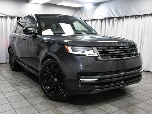 Used 2024 Land Rover Range Rover Autobiography AWD/4WD image 3