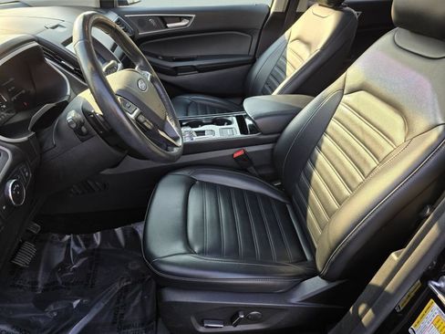 Used 2019 Ford Edge SEL w/ Equipment Group 201A AWD/4WD image 36