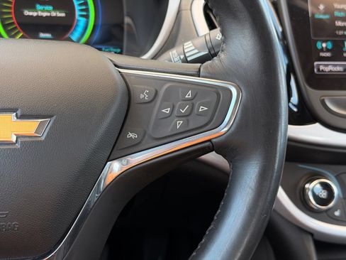 Used 2017 Chevrolet Volt LT w/ Comfort Package FWD image 29