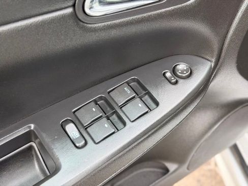 Used 2010 Chevrolet Impala LS FWD image 13