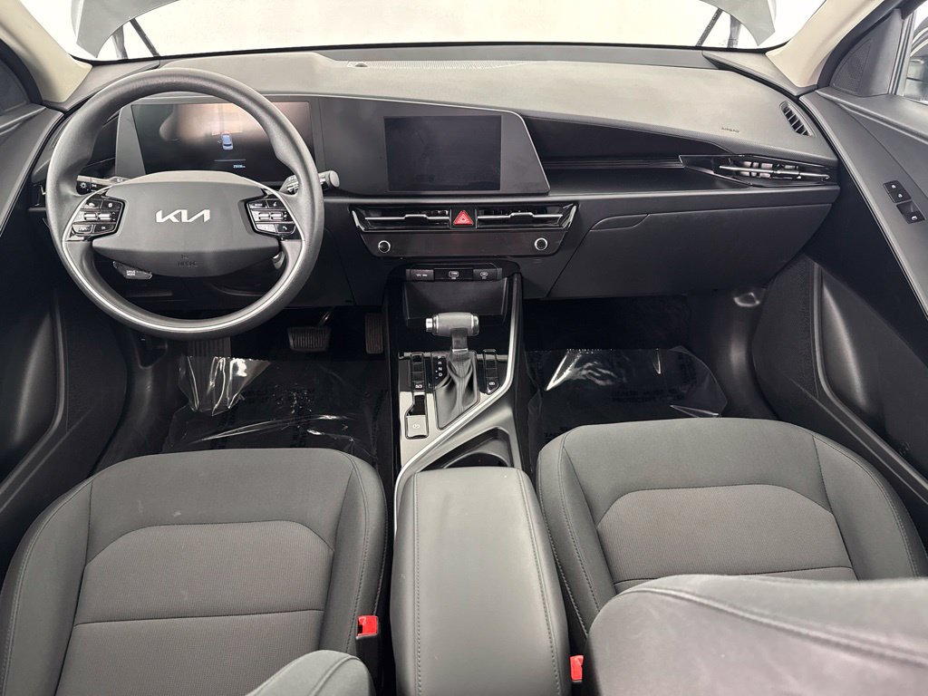 Used 2025 Kia Niro LX FWD image 38