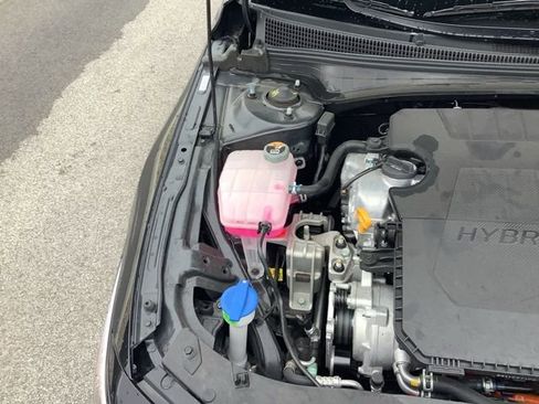 Certified 2025 Hyundai Elantra Blue image 23