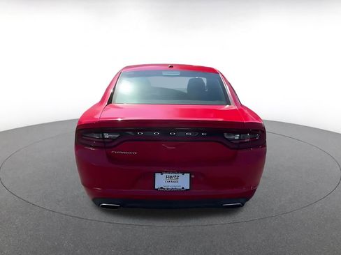 Used 2022 Dodge Charger SXT image 11