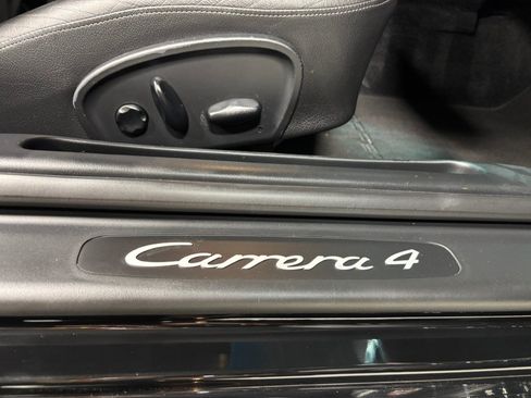 Used 2001 Porsche 911 Carrera 4 AWD/4WD image 11