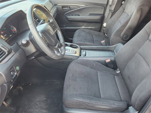 Used 2022 Honda Pilot Sport image 11