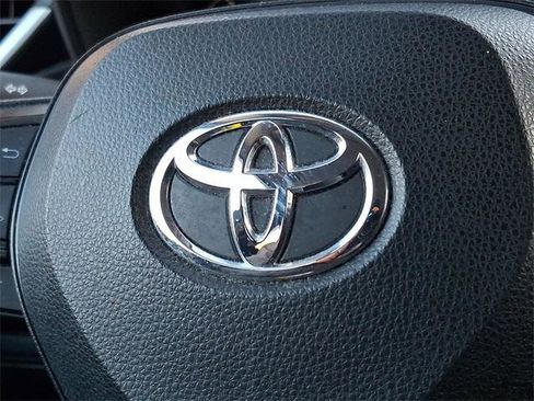 Certified 2023 Toyota Corolla LE image 24