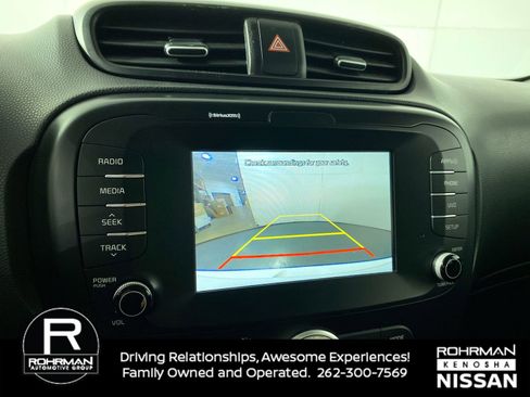 Used 2018 Kia Soul + image 8