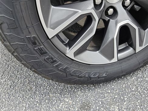 Certified 2024 Chevrolet Silverado 1500 LT image 17