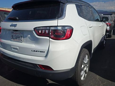 Used 2025 Jeep Compass Limited AWD/4WD image 12