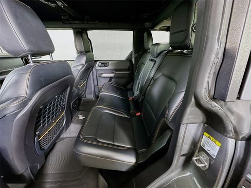 Used 2021 Ford Bronco Badlands image 14