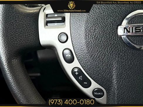 Used 2013 Nissan Rogue SV image 12