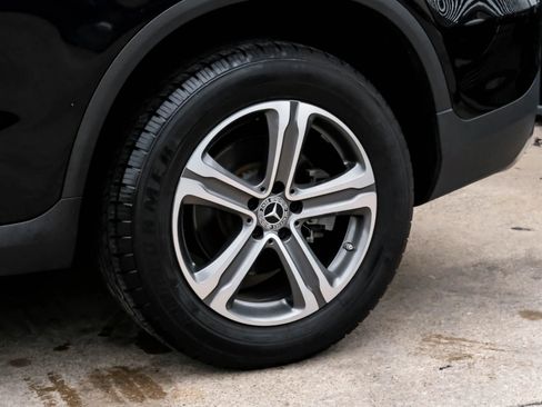 Used 2020 Mercedes-Benz GLC 300 4MATIC image 64
