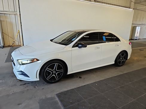 Used 2019 Mercedes-Benz A 220 image 8