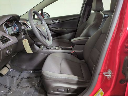 Used 2016 Chevrolet Cruze LT w/ Convenience Package FWD image 10