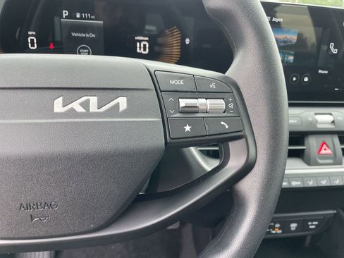 Certified 2025 Kia K4 FWD image 16