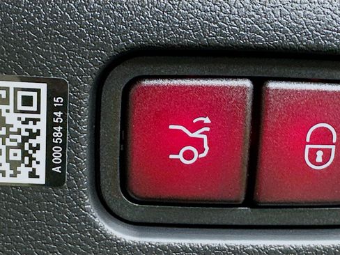 Certified 2026 Mercedes-Benz E 350 4MATIC Sedan image 34