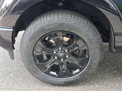 Certified 2022 Ford F150 XLT w/ Equipment Group 302A High image 10