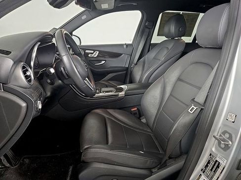 Used 2020 Mercedes-Benz GLC 300 image 14
