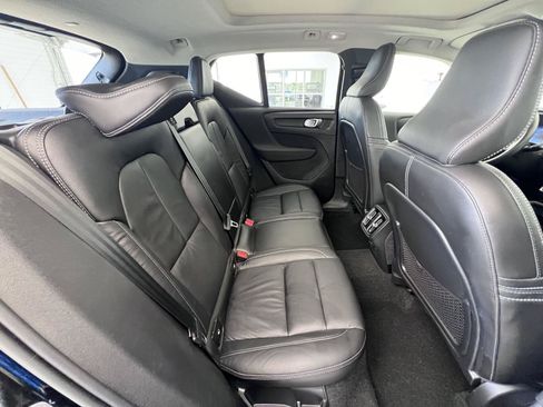 Used 2023 Volvo XC40 B5 Ultimate w/ Protection Package Premier AWD/4WD image 18
