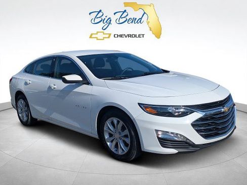 Used 2025 Chevrolet Malibu LT FWD image 1